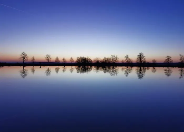 Prázdninový dům Gemuetliches Blockhaus Am Wald Mit Grossem Garten *