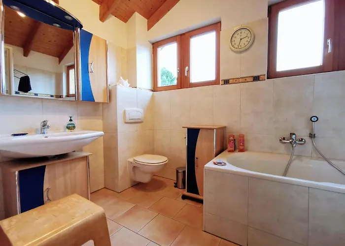 Gemuetliches Blockhaus Am Wald Mit Grossem Garten *