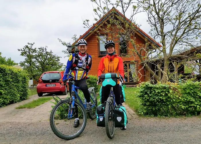Gemuetliches Blockhaus Am Wald Mit Grossem Garten